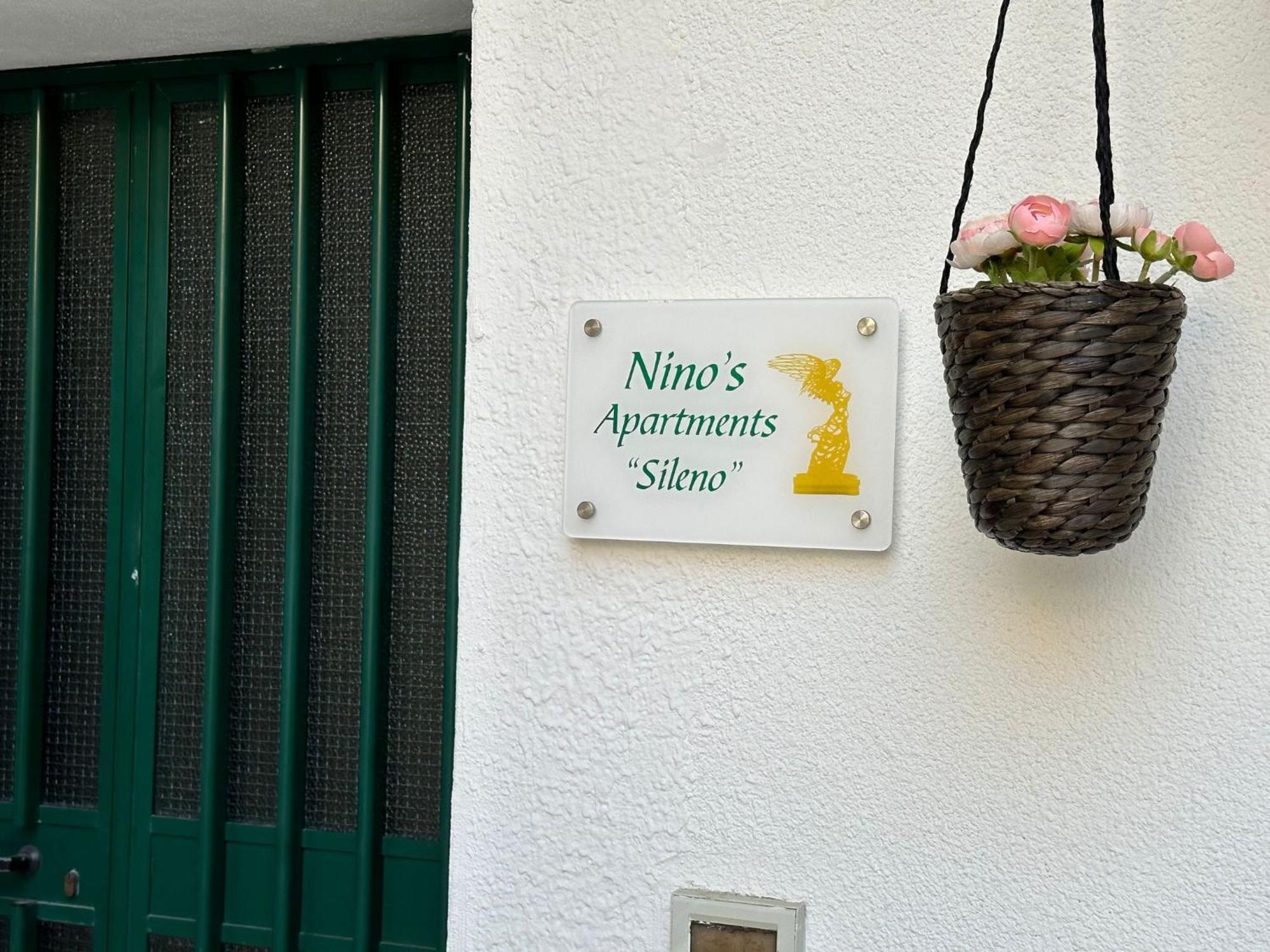Nino'S Apartments Giardini Naxos Eksteriør billede