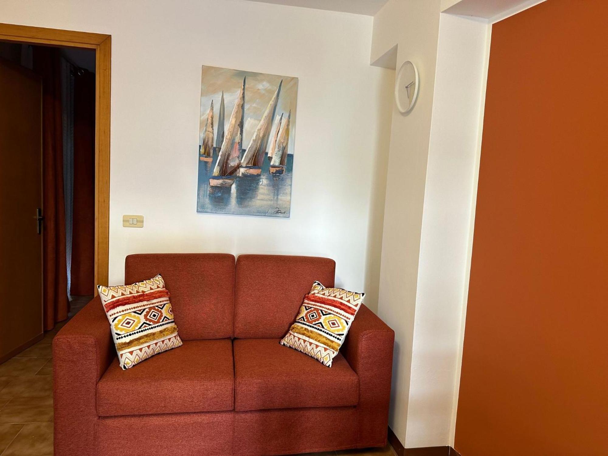 Nino'S Apartments Giardini Naxos Eksteriør billede