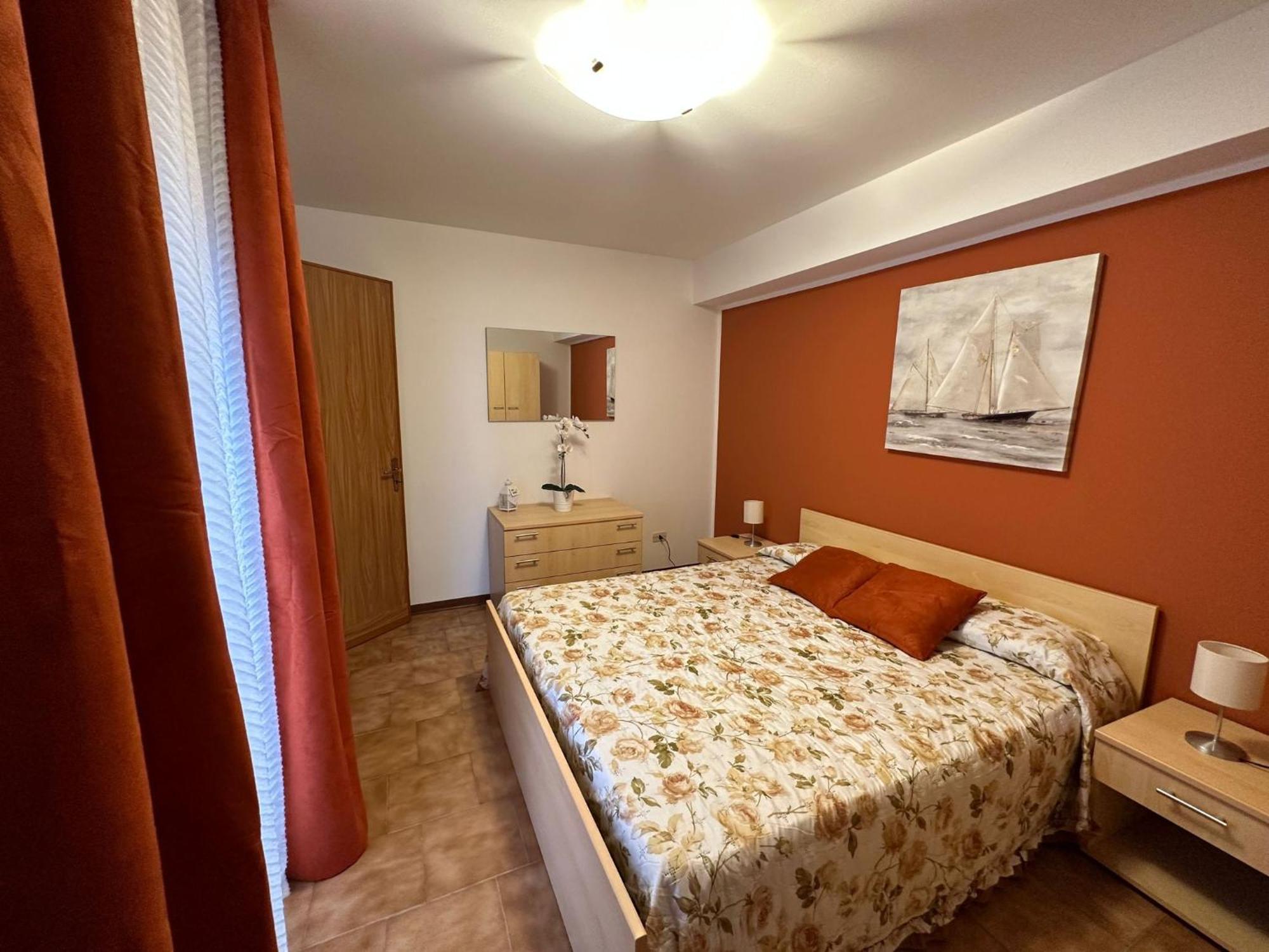 Nino'S Apartments Giardini Naxos Eksteriør billede