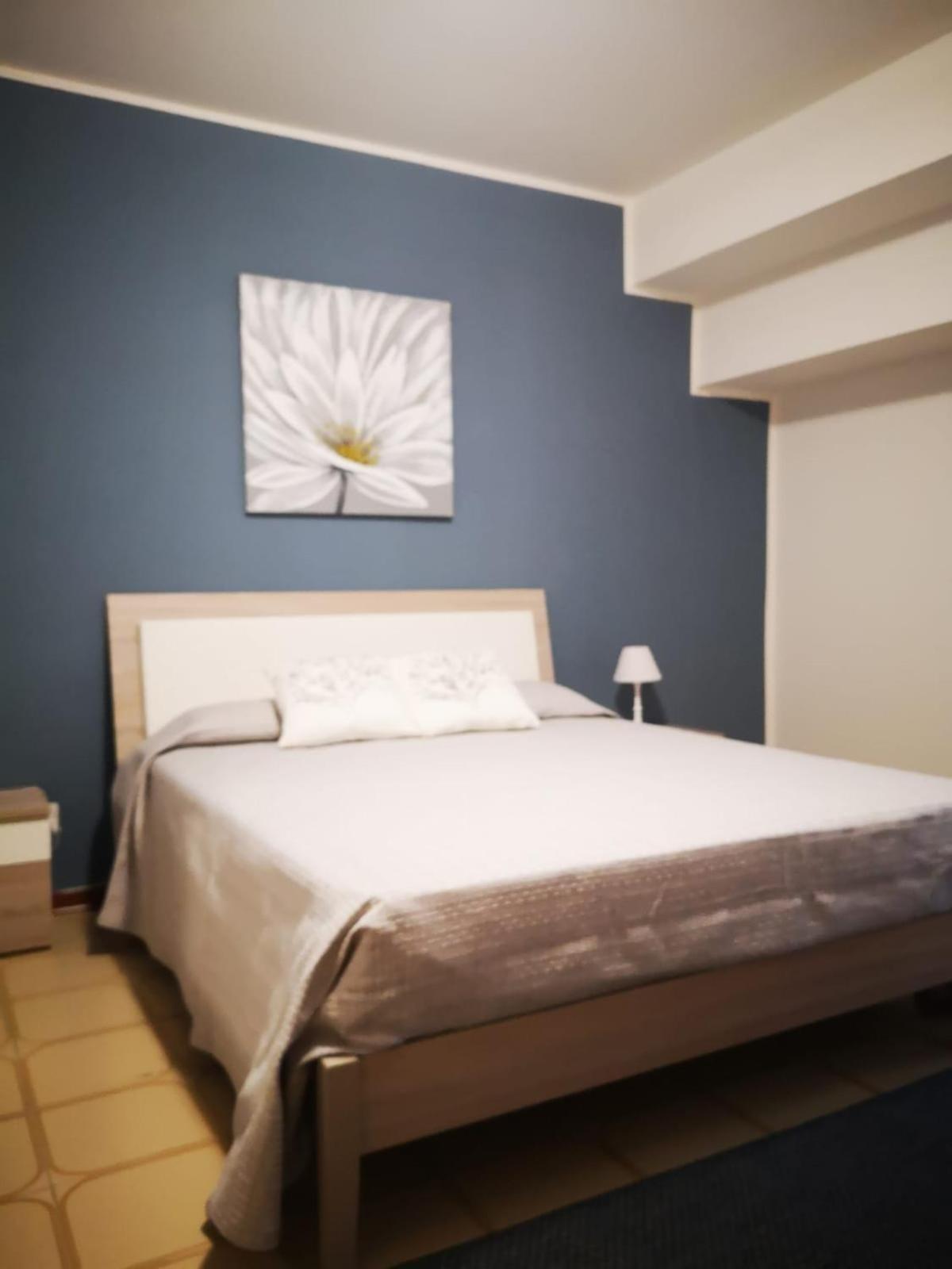 Nino'S Apartments Giardini Naxos Eksteriør billede