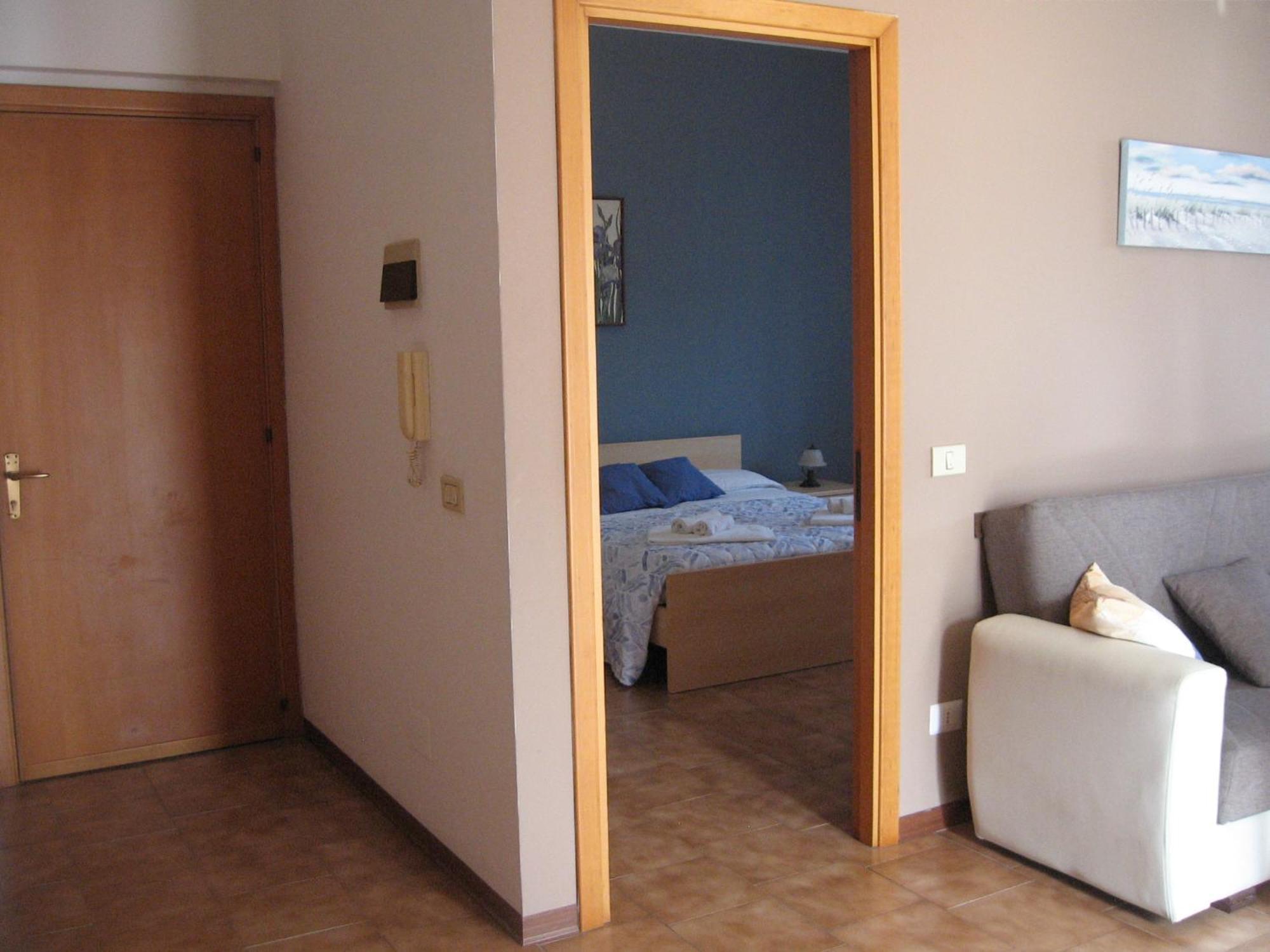 Nino'S Apartments Giardini Naxos Eksteriør billede