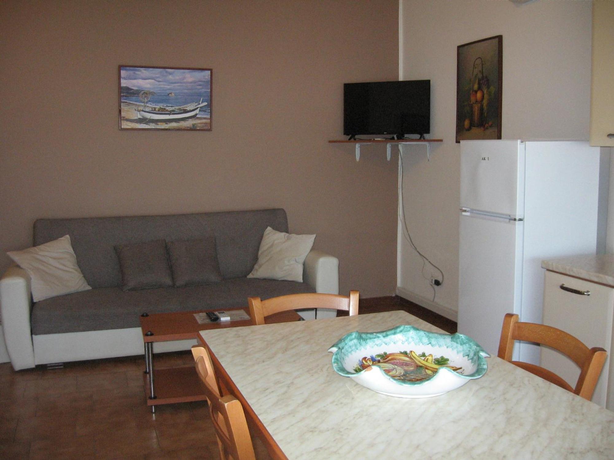 Nino'S Apartments Giardini Naxos Eksteriør billede