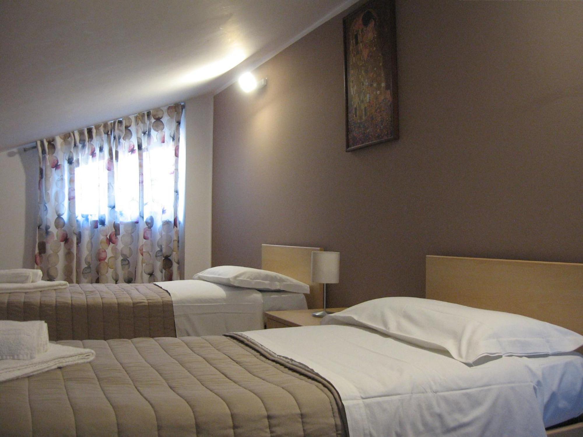 Nino'S Apartments Giardini Naxos Eksteriør billede