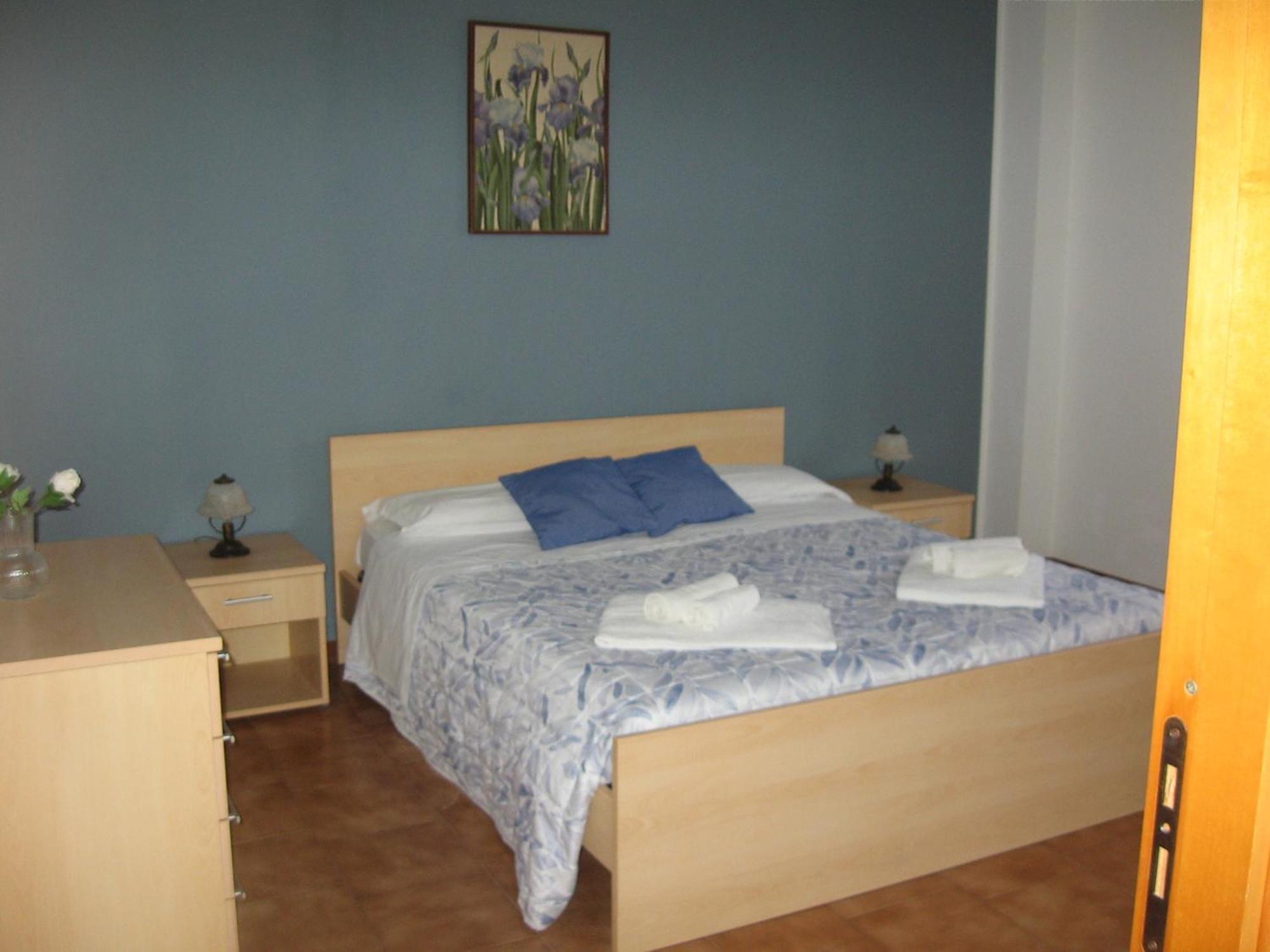 Nino'S Apartments Giardini Naxos Eksteriør billede