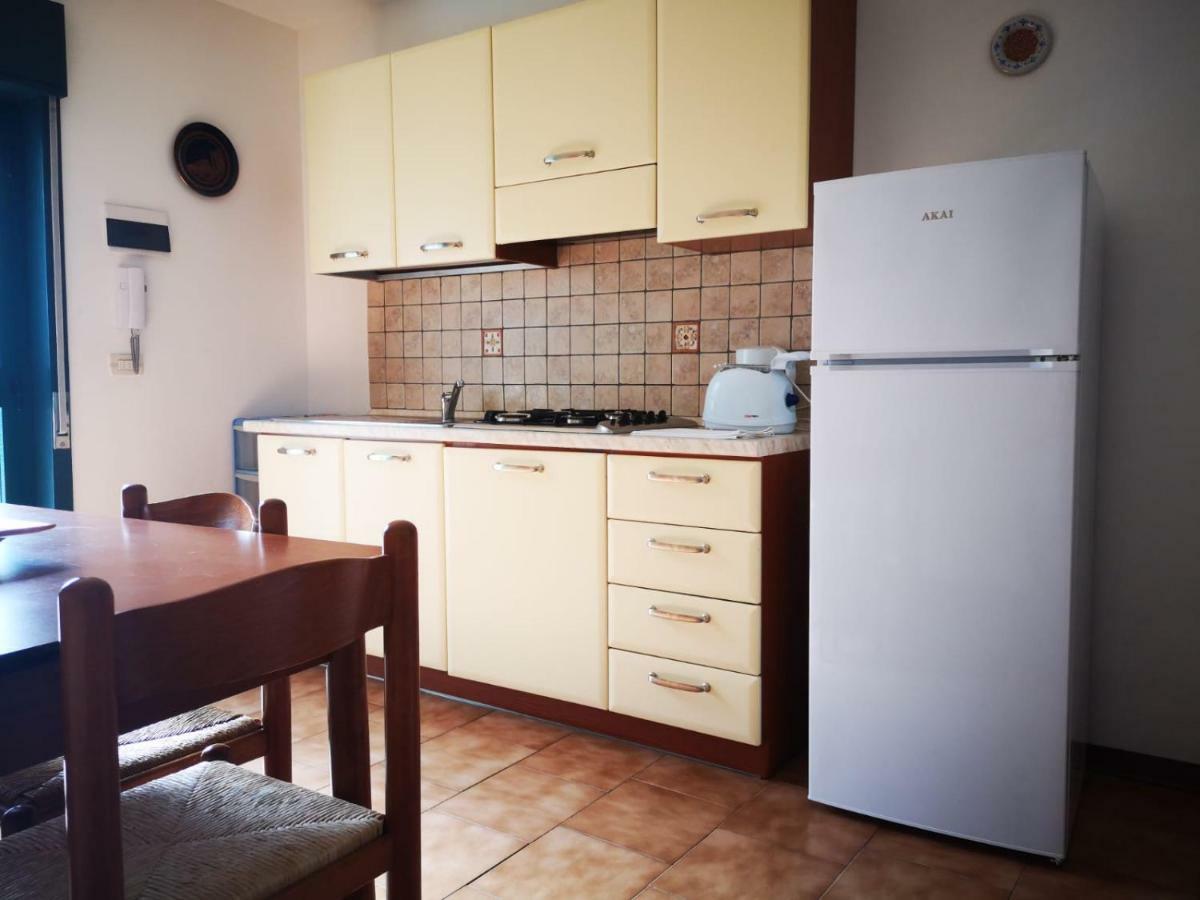 Nino'S Apartments Giardini Naxos Eksteriør billede